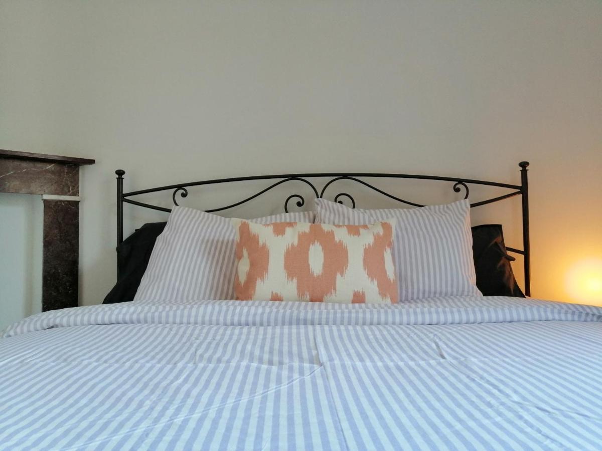 Large Apartment 800M From The Beach 90 Square Meters Oostende Bagian luar foto